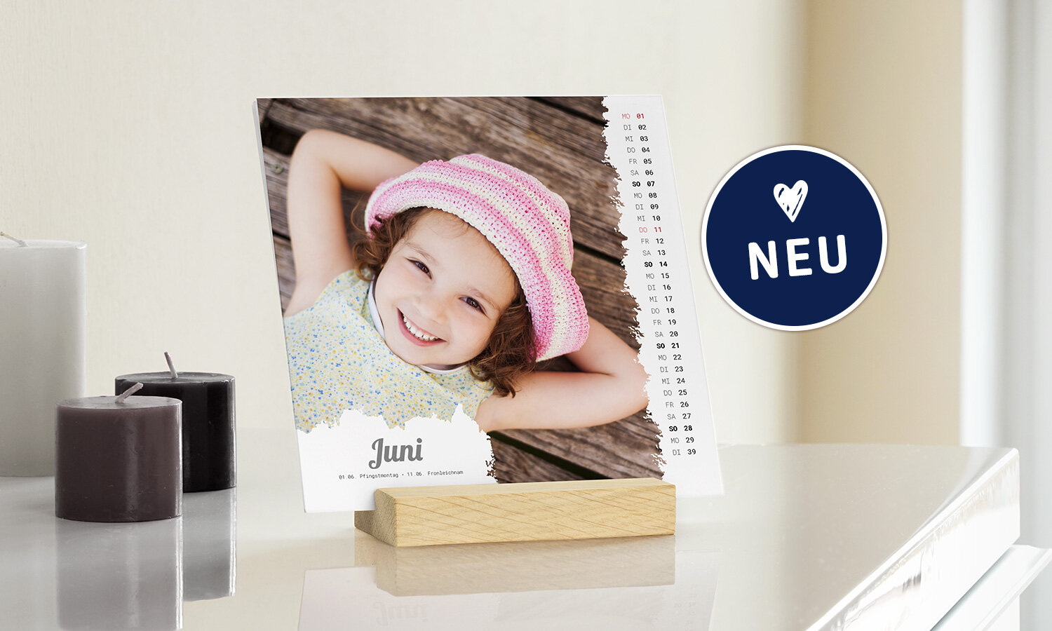 Tischkalender mit Holzfuß